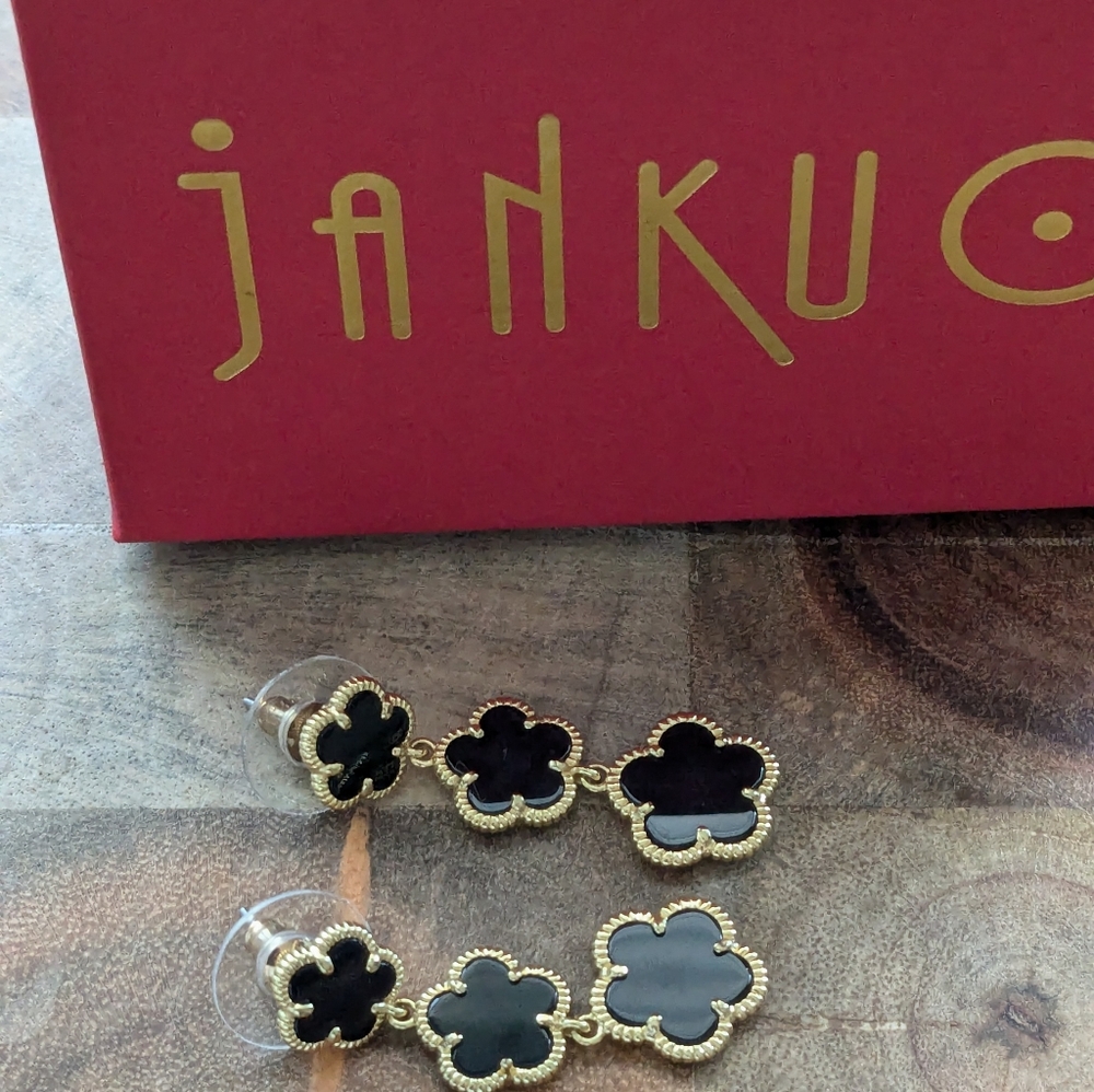 Jankuo 14k Gold Plated Jet Onyx Beveled Clover Drop Earrings New in box ❤